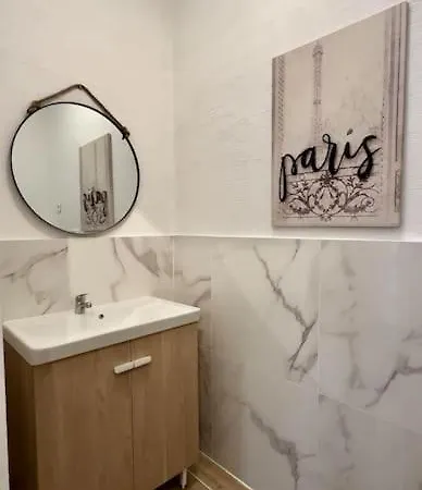 3 Pieces Idealement Situe Menton